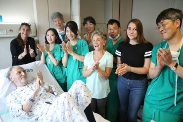 Chilean Survives Liver Cancer After Two-for-One Liver Transplant in S. Korea