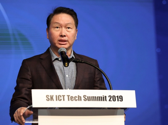 “We Should Create Social Value by Sharing Technology”: SK Chairman