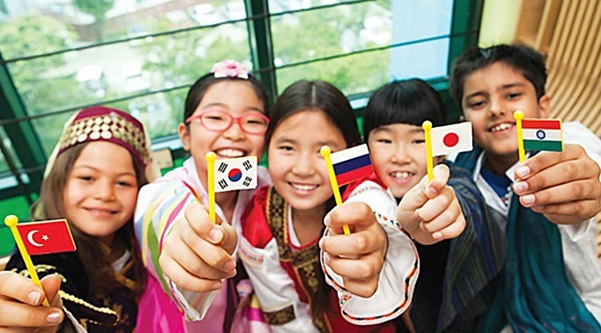 Teenagers from multicultural households with more than 4 million won (US$3,300) in average monthly income showed the strongest rate of preference of 59.9 percent in wanting to go to college. (image: Ministry of Education)