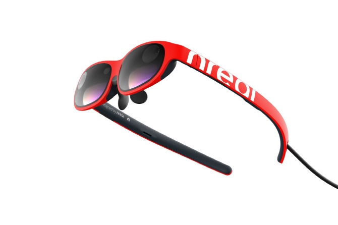 Nreal Light augmented reality glasses. (image: LG Uplus Corp.)