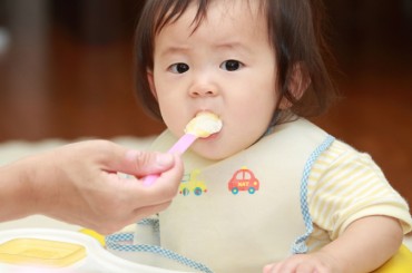 Half of Younger Koreans See No Need to Have Kids After Marriage