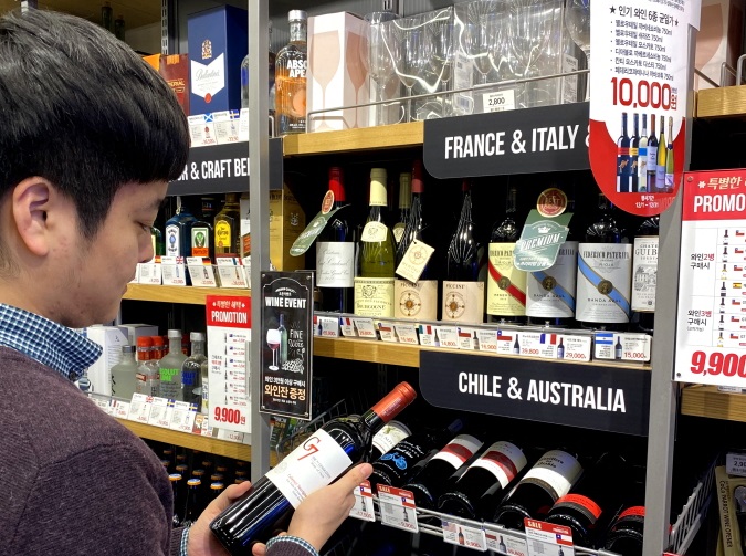 Wine Sales Dominate Retail Liquor Sales in S. Korea