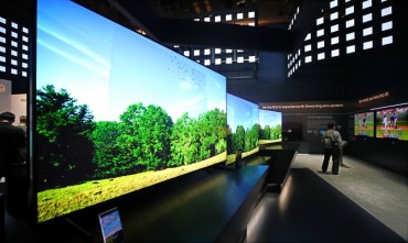 Samsung, LG to Unveil TVs with New Designs, Slim Sizes at CES