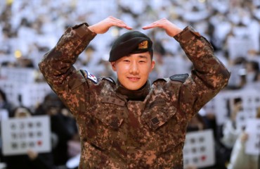 Boy Band INFINITE’s Sung-kyu Discharged from Military