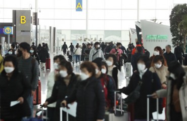 S. Korea to Bar Foreigners from Hubei as Cases Rise Sharply