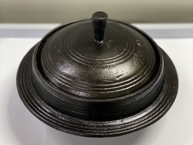 Cast Iron Rice Pot