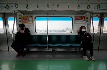 Public Transportation Use in Seoul Sinks amid Virus Angst