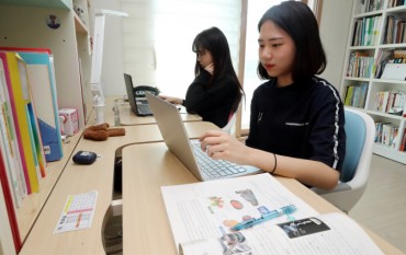S. Korean Schools Resume Classes Online as Virus Woes Linger