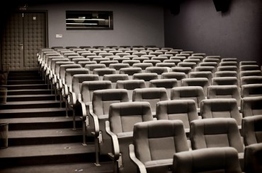 New Regulations Mean Better Movie Theater Evacuation Videos for the Disabled