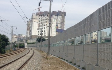 S. Korean Rail Authorities Modify Noise Barriers to Prevent Bird Collisions
