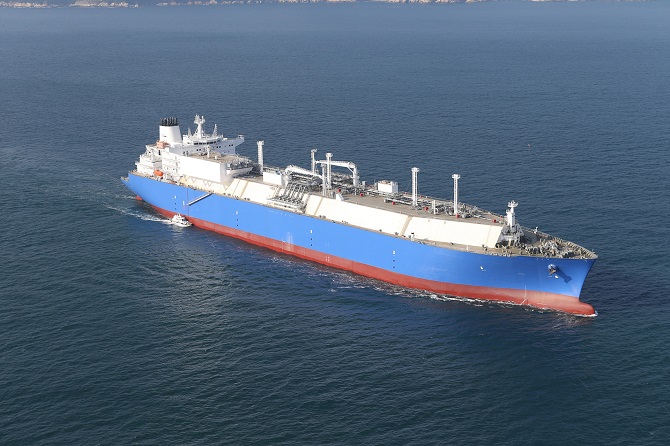 Korean Shipyards Eye More LNG Ship Orders After Qatar Megadeal