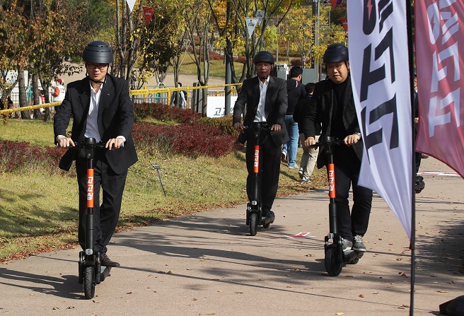 Electric Kickboard Accidents in Seoul Doubled in 2019