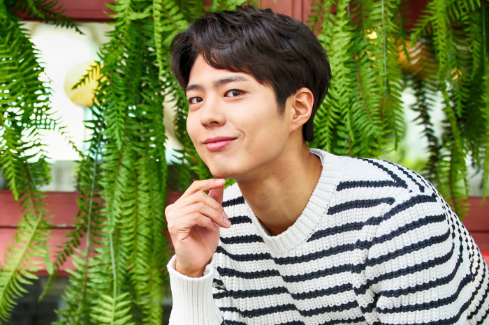 Actor Park Bo-gum to Join Navy in August