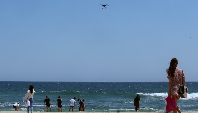 Vacationers Search for Smaller Beaches to Avoid Coronavirus Risk