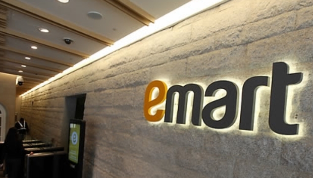 E-Mart Unveils 65-inch Smart TV with AI Recommendations and
