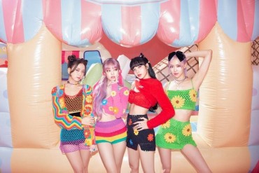 BLACKPINK to Hold First Livestream Concert This Month