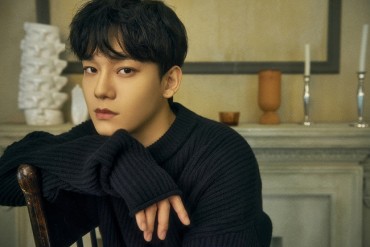 EXO’s Chen to Join Military This Month