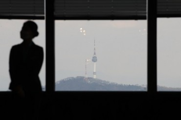 S. Koreans Feel Pinch of Rising Housing Costs amid Economic Downturn