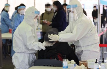 S. Korea Adds Over 1,100 Virus Cases as Toughest Distancing Rules Weighed