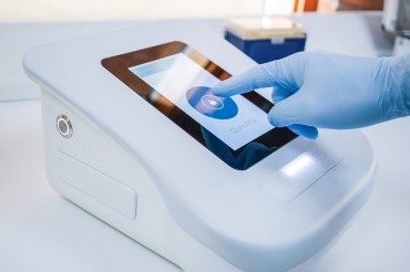 QuantuMDx Launches Q-POC™ – Rapid PCR Point of Care Diagnostic System
