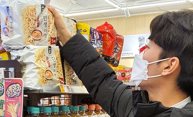 Convenience Stores See Sales of New Year’s Resolution Items Drop; Alcohol Sales Rise