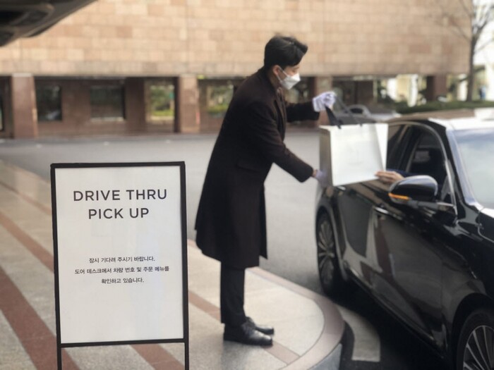 Hotels Introduce Self Check-in and Drive-thru Cuisine