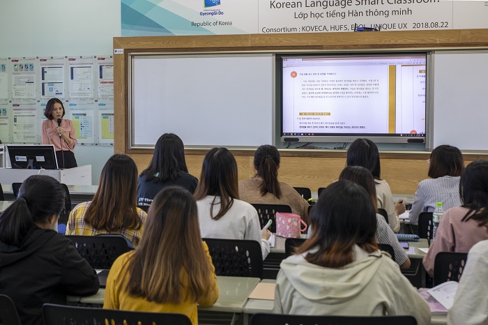 This undated photo shows a Korean language class in Vietnam. (Yonhap)