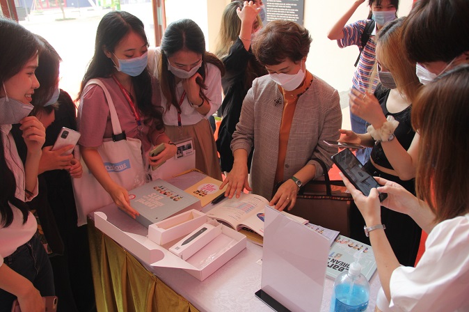 Vietnam to Teach Korean as First Foreign Language