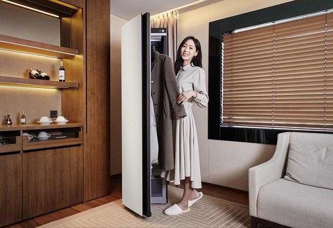 Samsung Offers AirDresser Experience to Hotel Guests