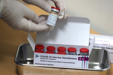 S. Korea to Begin Inoculating Over-75s, Other Virus-vulnerable Groups Next Month