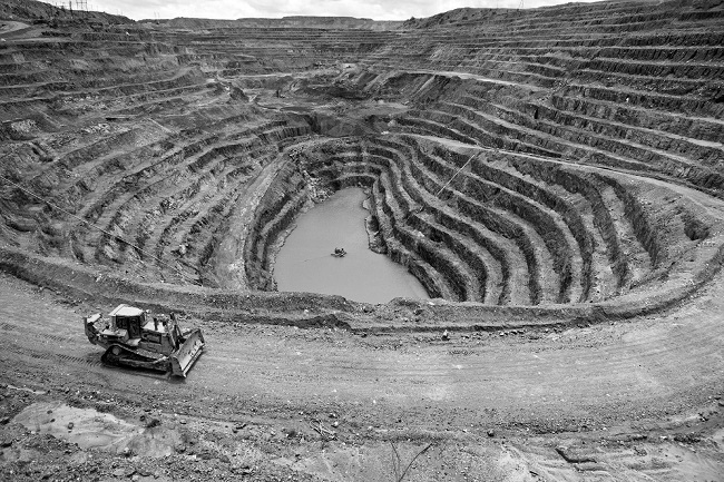 (image: Upper Canada Mining Inc.)