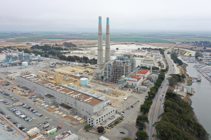 This photo provided by South Korean battery maker LG Energy Solution Ltd. on June 17, 2021, shows U.S. power generation firm Vistra Energy's 1.2 gigawatt-hour (GWh) energy storage system in California, which was connected to a nearby combined cycle gas turbine power plant.