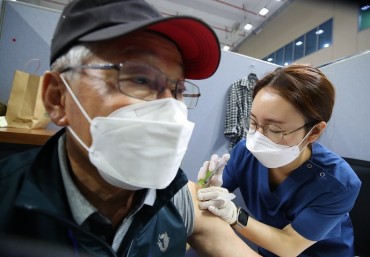 Seniors to Get Vaccination ‘Stickers’