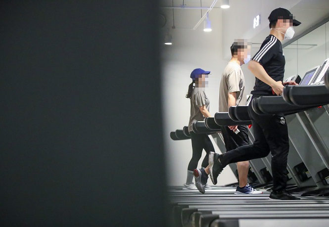 Under New Virus Curbs, Gyms Can Play ‘Butter’ but Not ‘Gangnam Style’