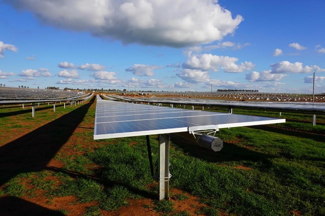 This photo, provided by POSCO, shows a solar power generation system set up in Australia by Array Technologies. POSCO's PosMAC was used in building the system.