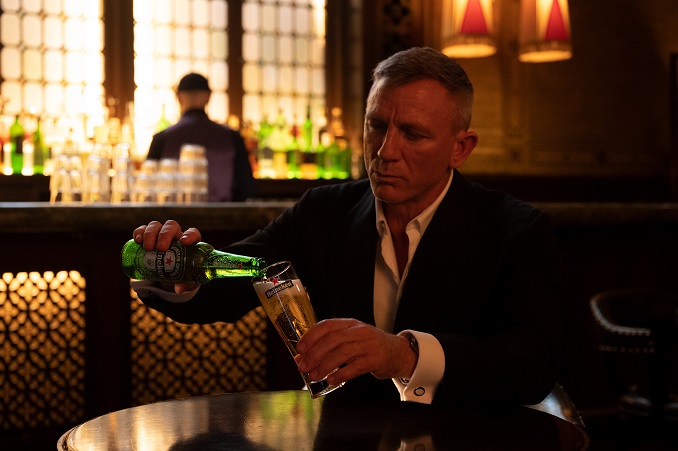 Heineken® today reveals a new commercial concept in collaboration with Daniel Craig called ‘Worth The Wait’, which celebrates the highly anticipated release of the new James Bond film No Time To Die.