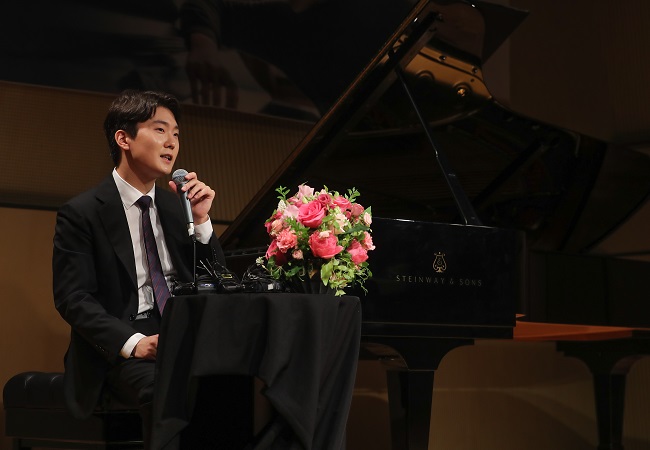 After 5 Years, Pianist Cho Seong-jin Returns to Chopin