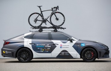 Hyundai Motor Unveils Second High-performance Road Bike