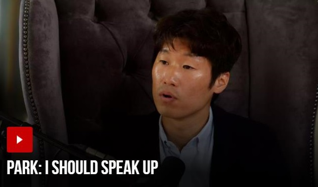 This image captured from Manchester United's official website shows the Premier League club's former midfielder Park Ji-sung during his appearance on "UTD Podcast" on Oct. 4, 2021.