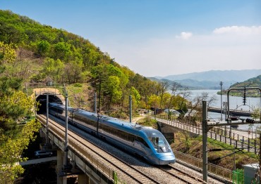 S. Korea Aims to Replace Most Diesel Train Cars with Electric Units