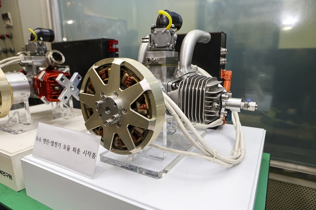 This photo provided by the Korea Institute of Machinery and Materials shows a newly-developed hydrogen fuel engine.