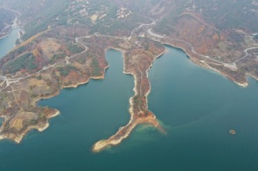 New Terrain Similar to Boot-shaped Italian Peninsula Found in Cheongpung Lakeside