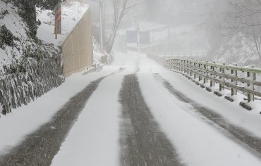 Heated Roads Keep Snow at Bay on Ulleung Island