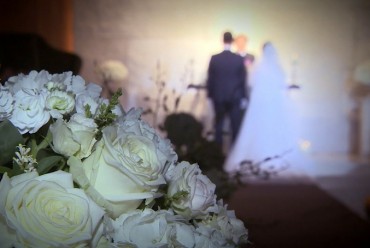 Number of Marriages in Seoul Nearly Halved Over 20 yrs