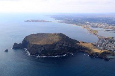 Seongsan Ilchulbong Most Popular Jeju Tourist Attraction for Those Traveling by Car