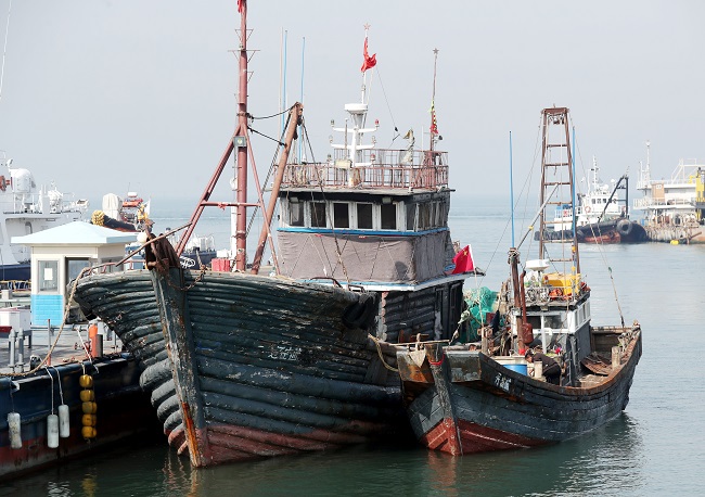 Illegal Chinese Fishing Activities in S. Korean Waters Rampant in March