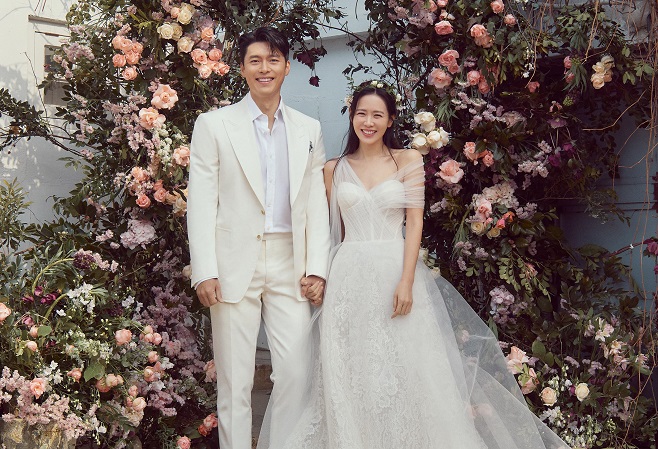 Actors Hyun Bin, Son Ye-jin Get Married in Private Ceremony