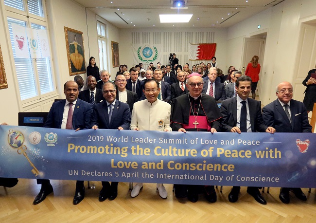 Dr. Hong, Tao-Tze, president of FOWPAL, first row, third from left, ambassadors to the UN (Vienna), and other visionaries celebrate the United Nations’ designation of April 5 as the International Day of Conscience in Vienna, Austria on Oct. 10, 2019.