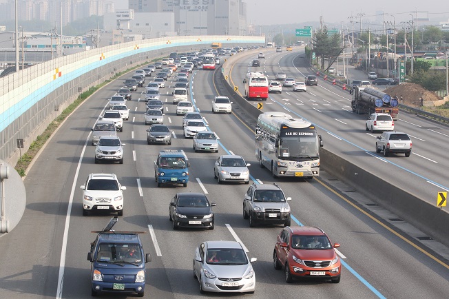 Vehicle Registration in S. Korea Surpasses 25 Million
