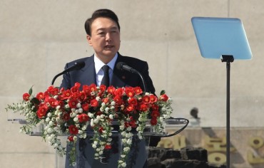 President-elect Yoon Honors Victims of Civilian Massacre in Visit to Jeju